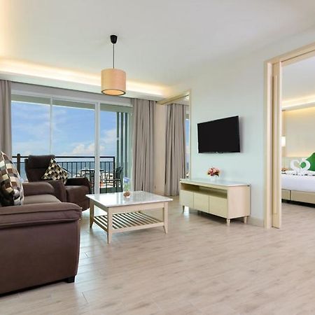 Hisea Huahin Hotel Room photo